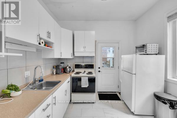69 BLACKBURN AVENUE, Ottawa, Ontario, K1N8A4 — Photo 9