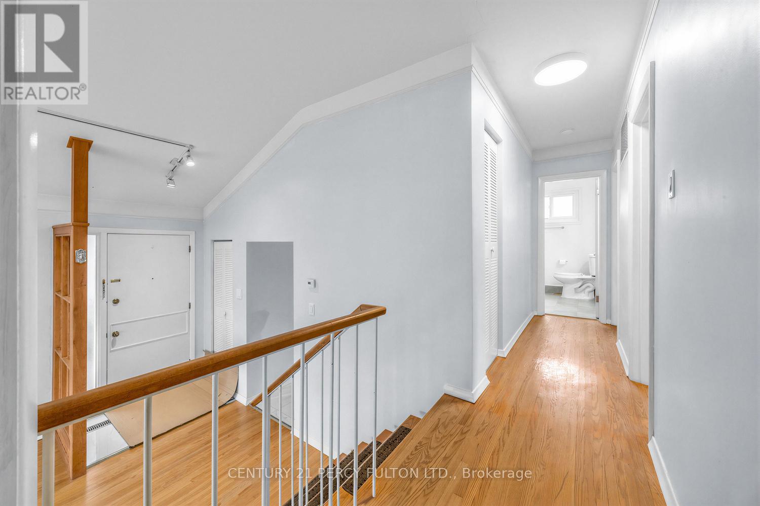 8 GONDOLA CRESCENT, Toronto (Woburn), Ontario, M1G2J3 — Photo 5