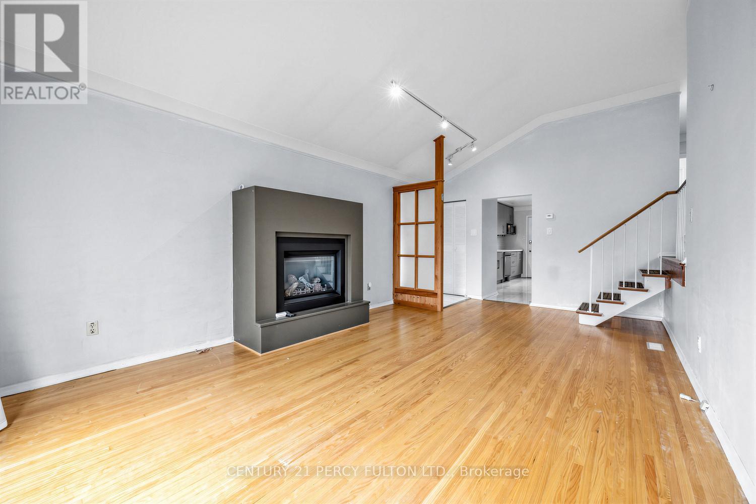 8 GONDOLA CRESCENT, Toronto (Woburn), Ontario, M1G2J3 — Photo 7