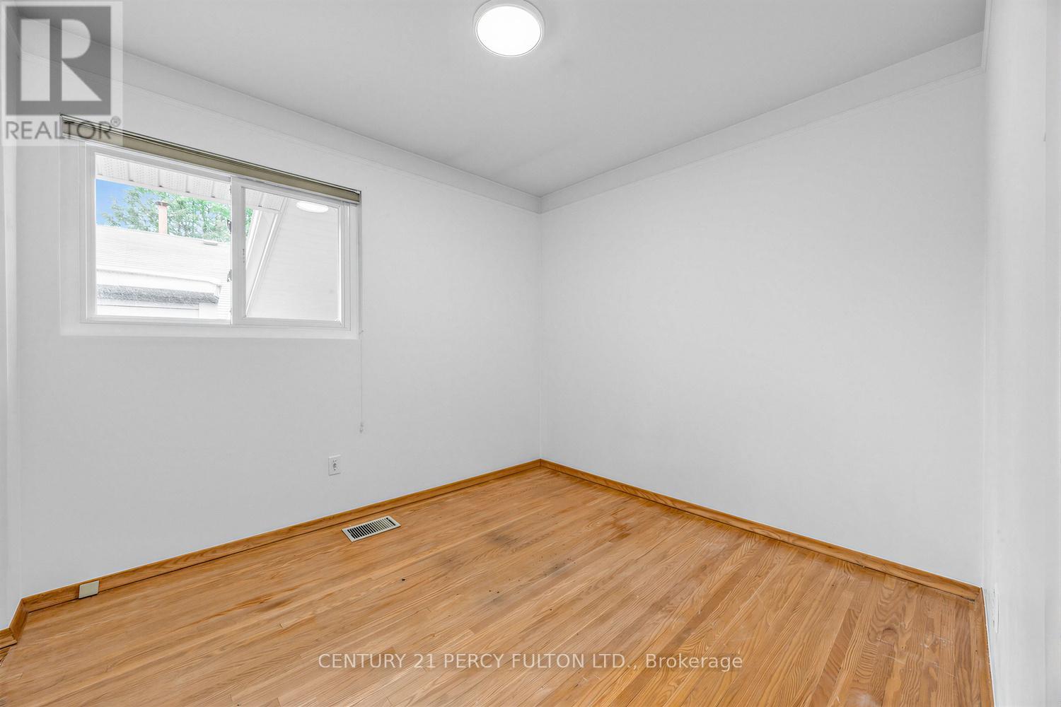 8 GONDOLA CRESCENT, Toronto (Woburn), Ontario, M1G2J3 — Photo 9