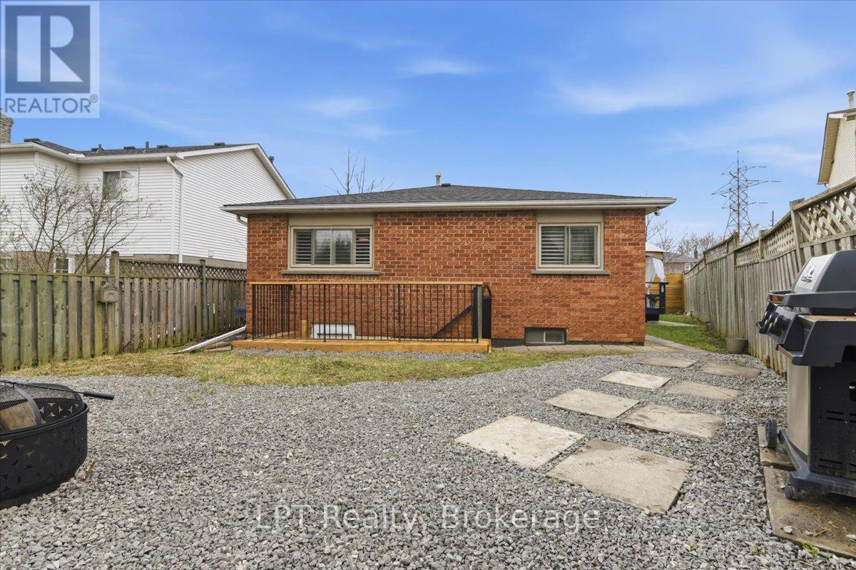 831 LAVIS STREET, Oshawa (Pinecrest), Ontario, L1K1W8 — Photo 20