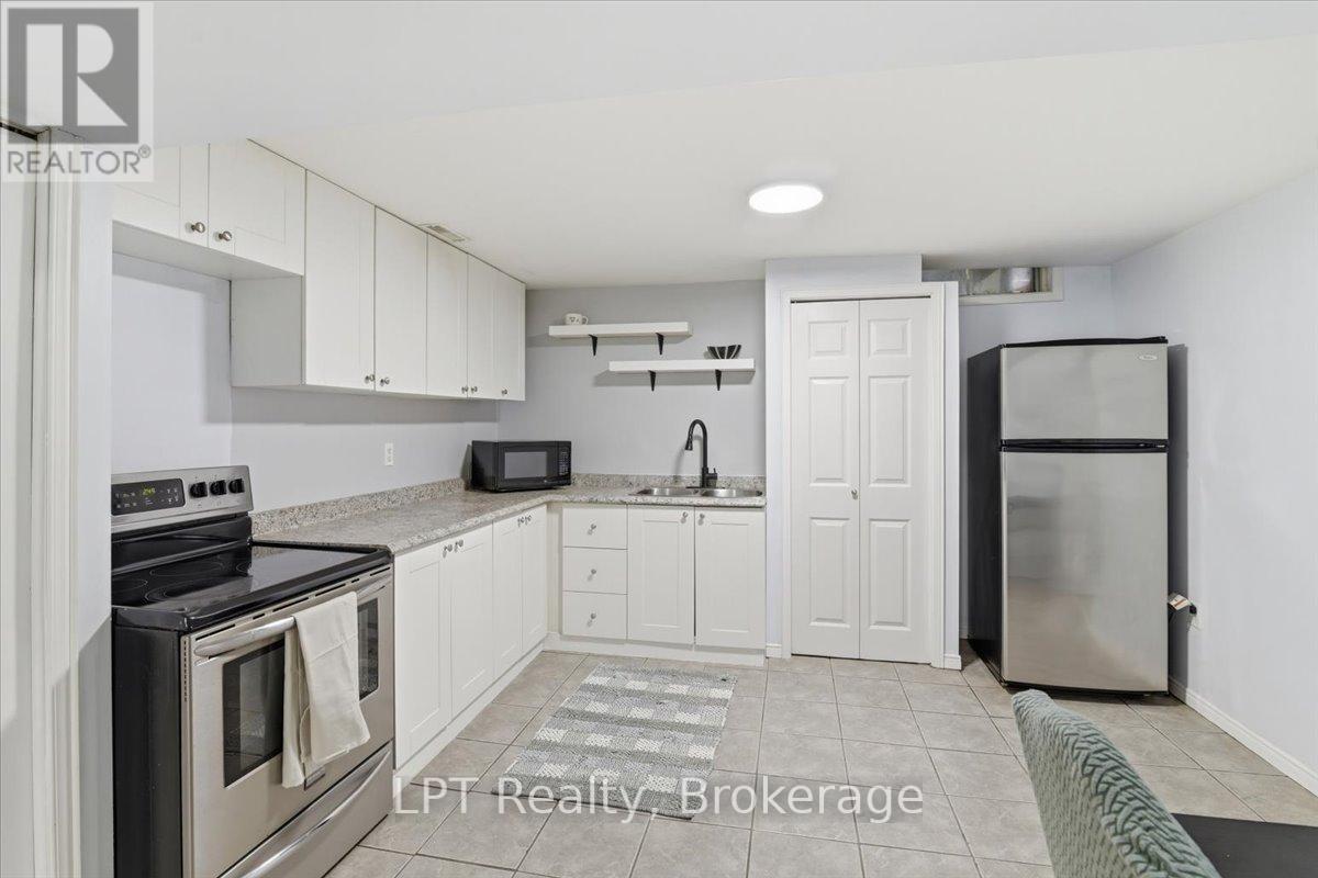 831 LAVIS STREET, Oshawa (Pinecrest), Ontario, L1K1W8 — Photo 22