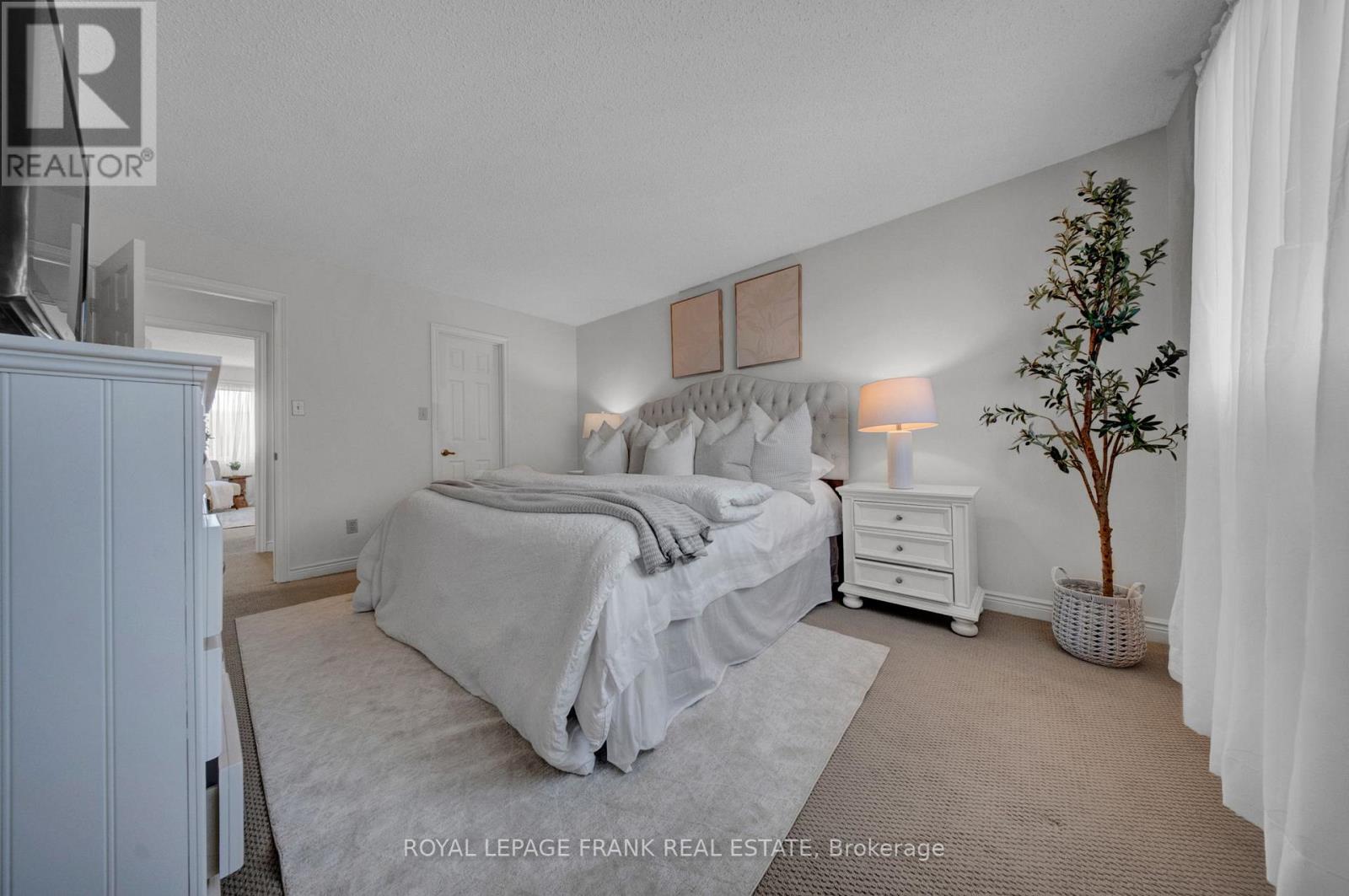 86 DEVONDALE STREET, Clarington (Courtice), Ontario, L1E2A1 — Photo 5