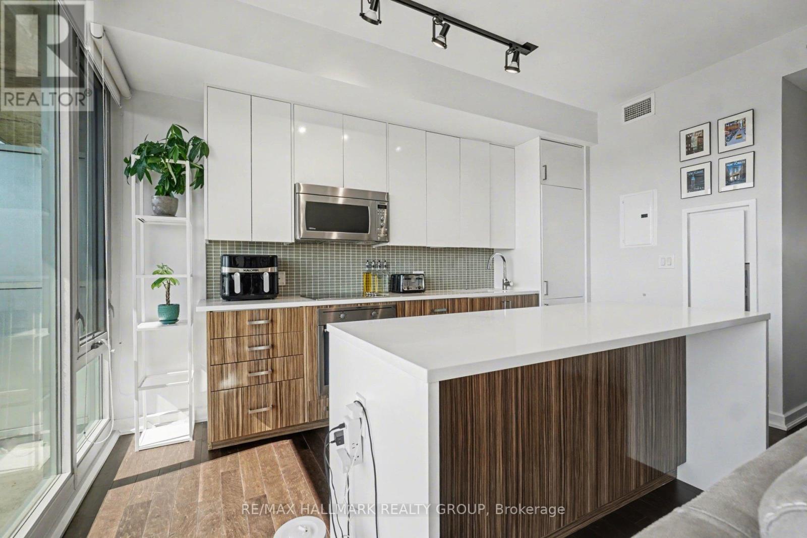 1208 - 300 LISGAR STREET, Ottawa, Ontario, K2P0E2 — Photo 5