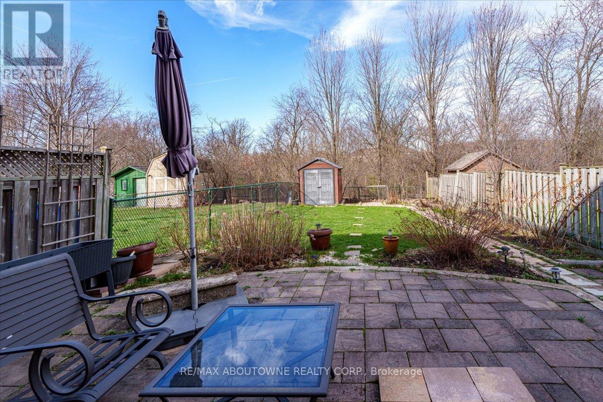 2377 DALEBROOK DRIVE, Oakville (WC Wedgewood Creek), Ontario, L6H6K4 — Photo 2