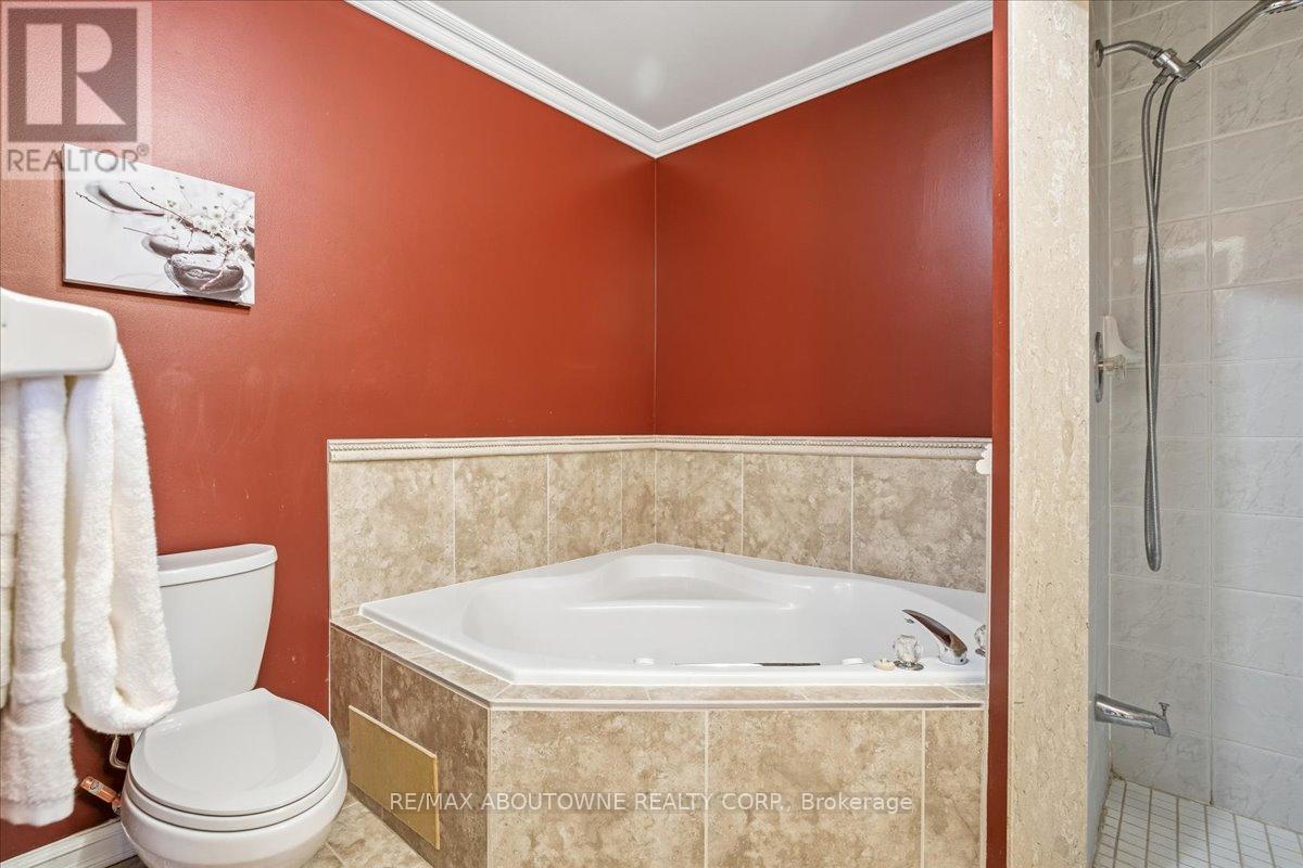 2377 DALEBROOK DRIVE, Oakville (WC Wedgewood Creek), Ontario, L6H6K4 — Photo 37