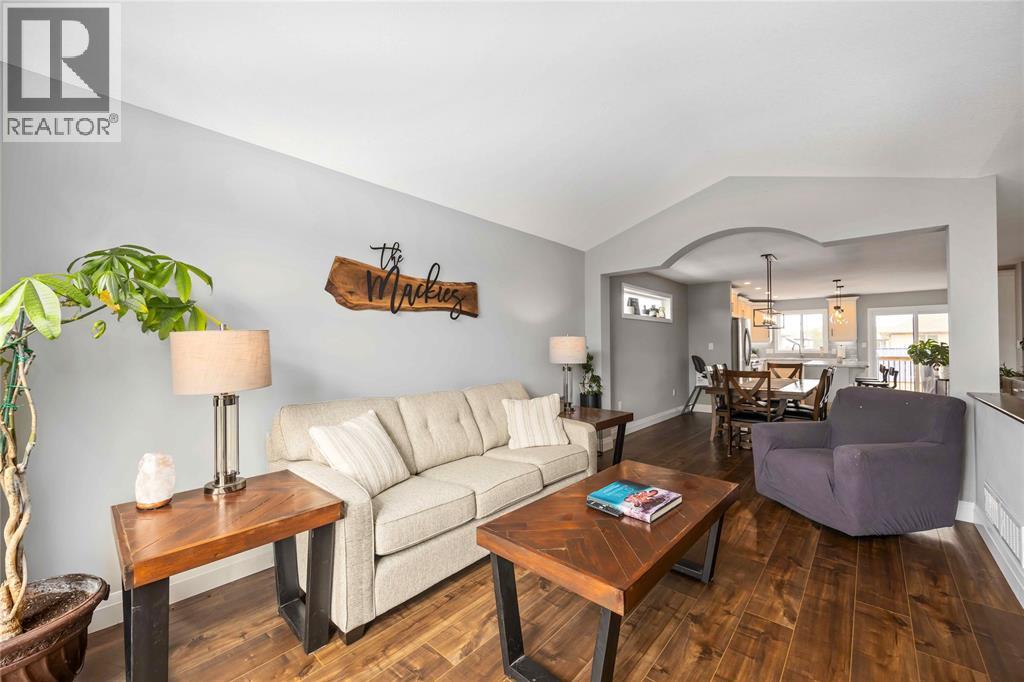 310 LEXINGTON BOULEVARD, St Clair, Ontario, N0N1G0 — Photo 11