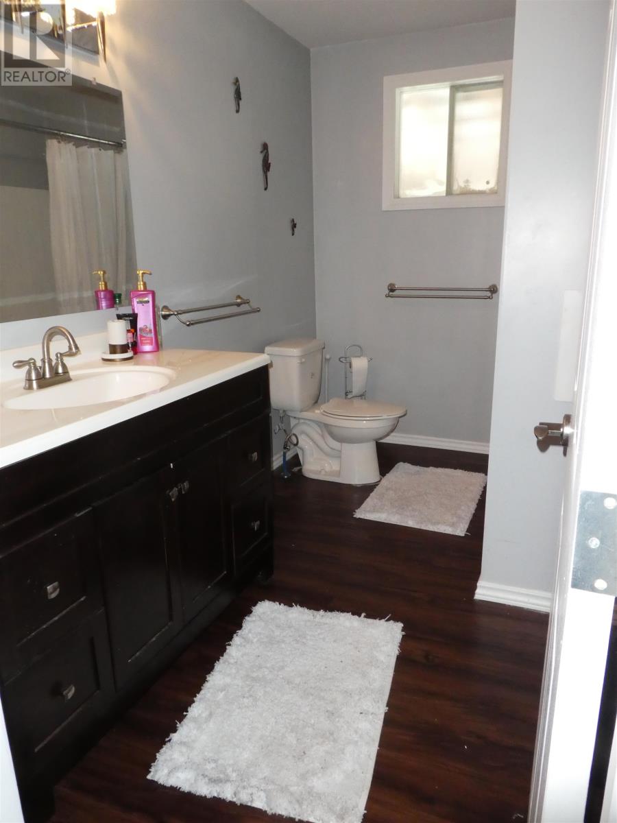 423 Birch CRES, Nakina, Ontario, P0T2H0 — Photo 4