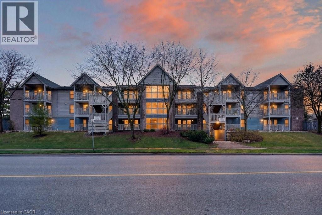 2010 CLEAVER Avenue Unit# 224, Burlington, Ontario, L7M4C1 — Photo 4
