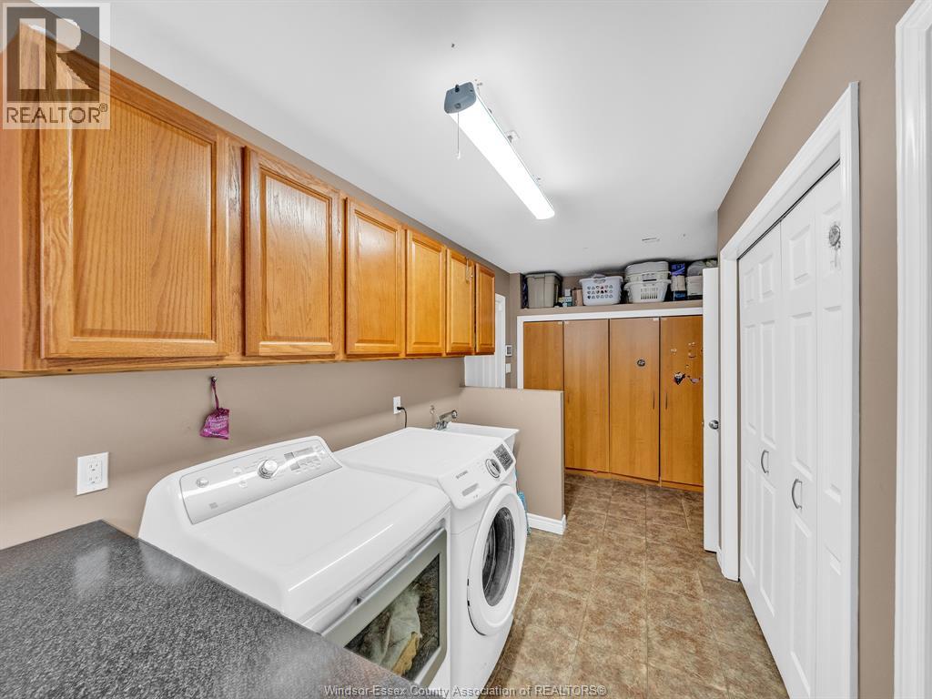 1098 STONEYBROOK CRESCENT, Windsor, Ontario, N9G2Y3 — Photo 43