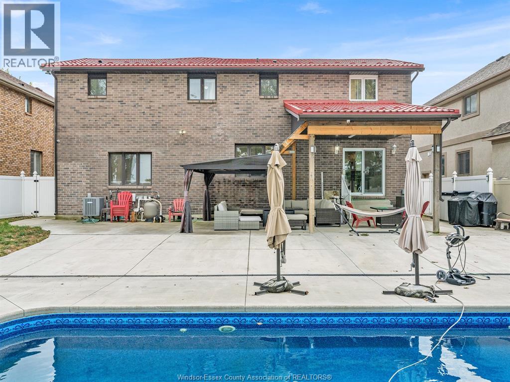 1098 STONEYBROOK CRESCENT, Windsor, Ontario, N9G2Y3 — Photo 47