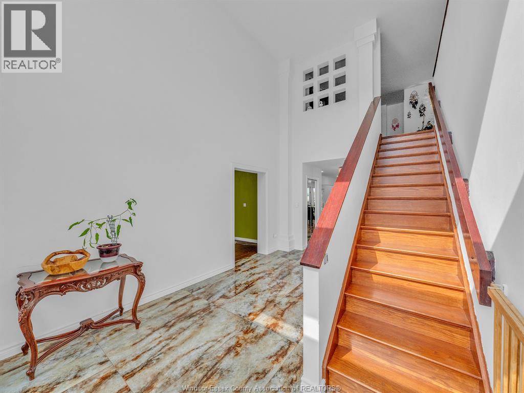 1098 STONEYBROOK CRESCENT, Windsor, Ontario, N9G2Y3 — Photo 6