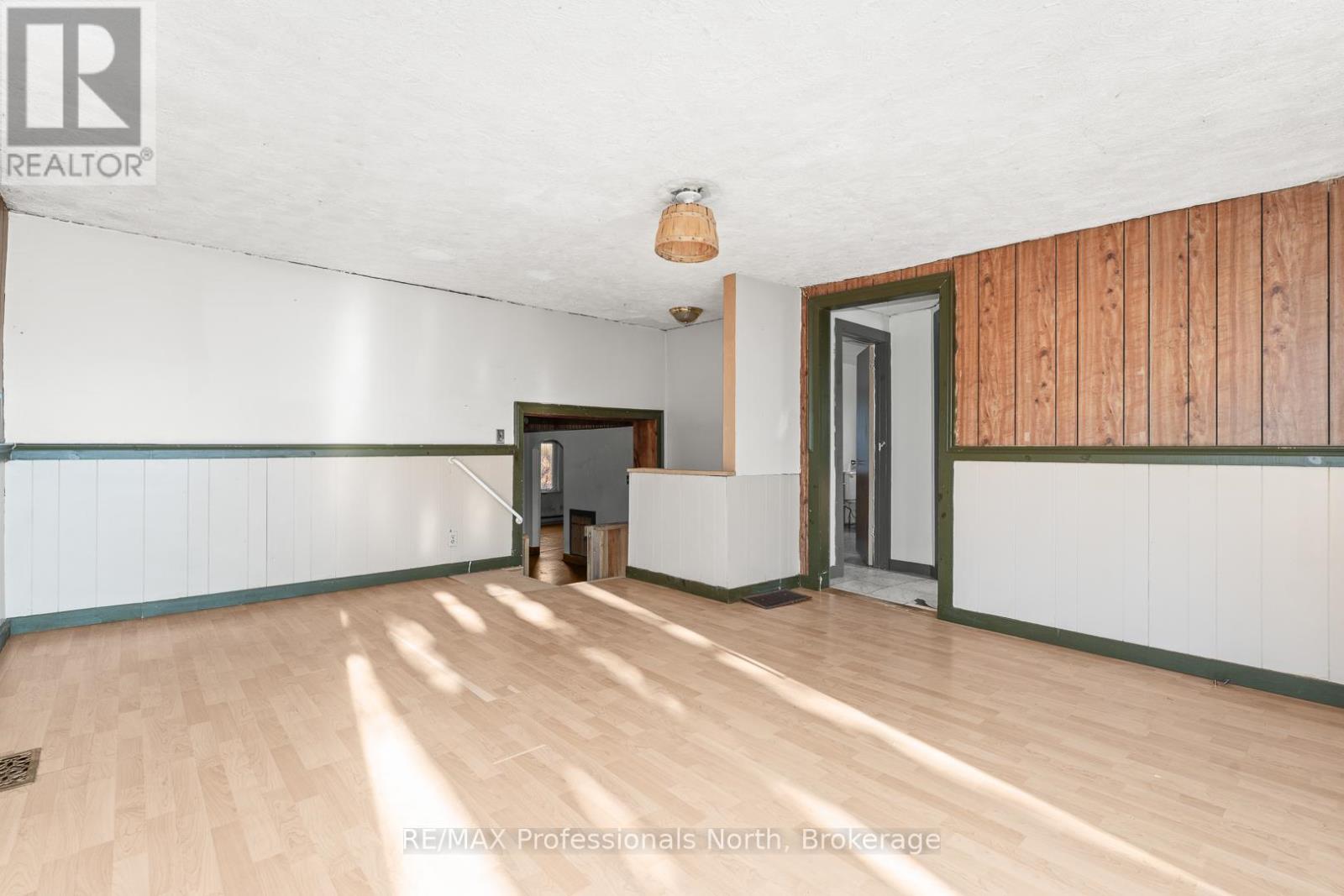 1127 FALLOWFIELD ROAD, Dysart et al (Dysart), Ontario, K0M1S0 — Photo 10