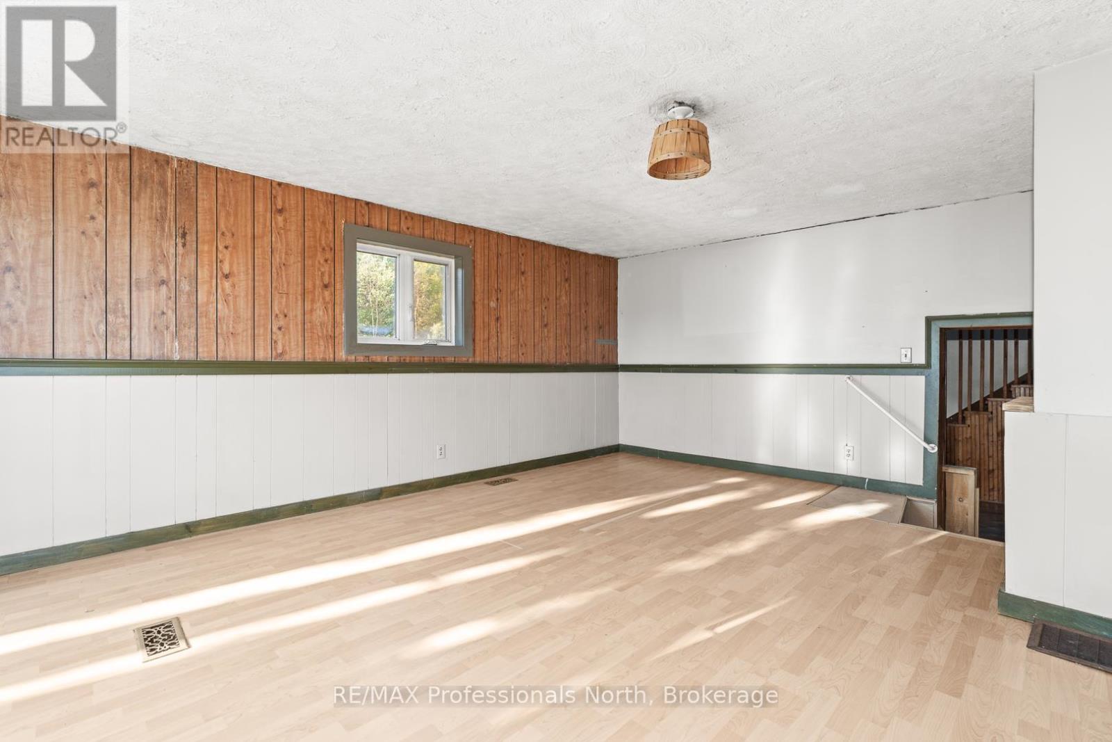 1127 FALLOWFIELD ROAD, Dysart et al (Dysart), Ontario, K0M1S0 — Photo 11