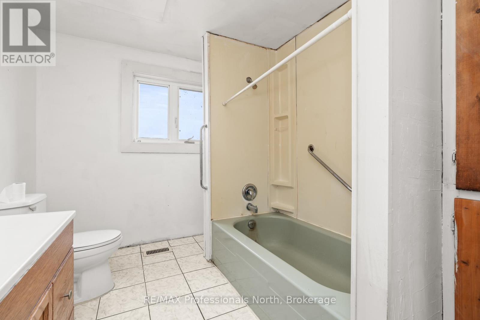 1127 FALLOWFIELD ROAD, Dysart et al (Dysart), Ontario, K0M1S0 — Photo 20