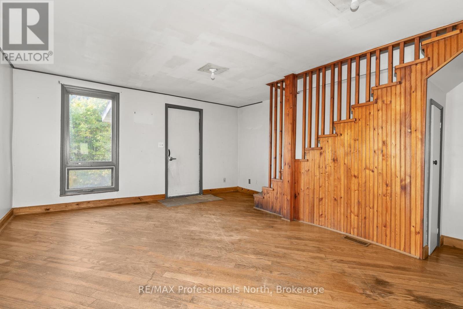 1127 FALLOWFIELD ROAD, Dysart et al (Dysart), Ontario, K0M1S0 — Photo 6