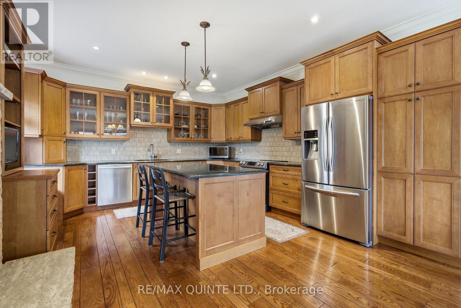 42 QUEEN STREET, Belleville (Belleville Ward), Ontario, K8N1T5 — Photo 22