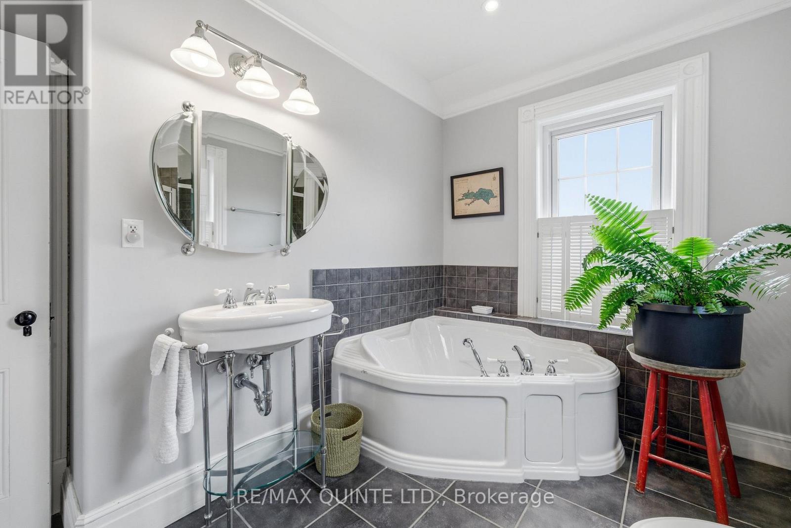 42 QUEEN STREET, Belleville (Belleville Ward), Ontario, K8N1T5 — Photo 26