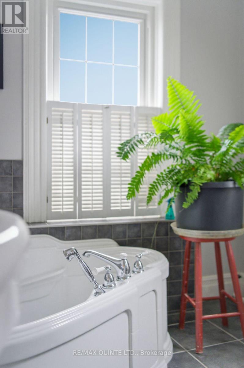 42 QUEEN STREET, Belleville (Belleville Ward), Ontario, K8N1T5 — Photo 27