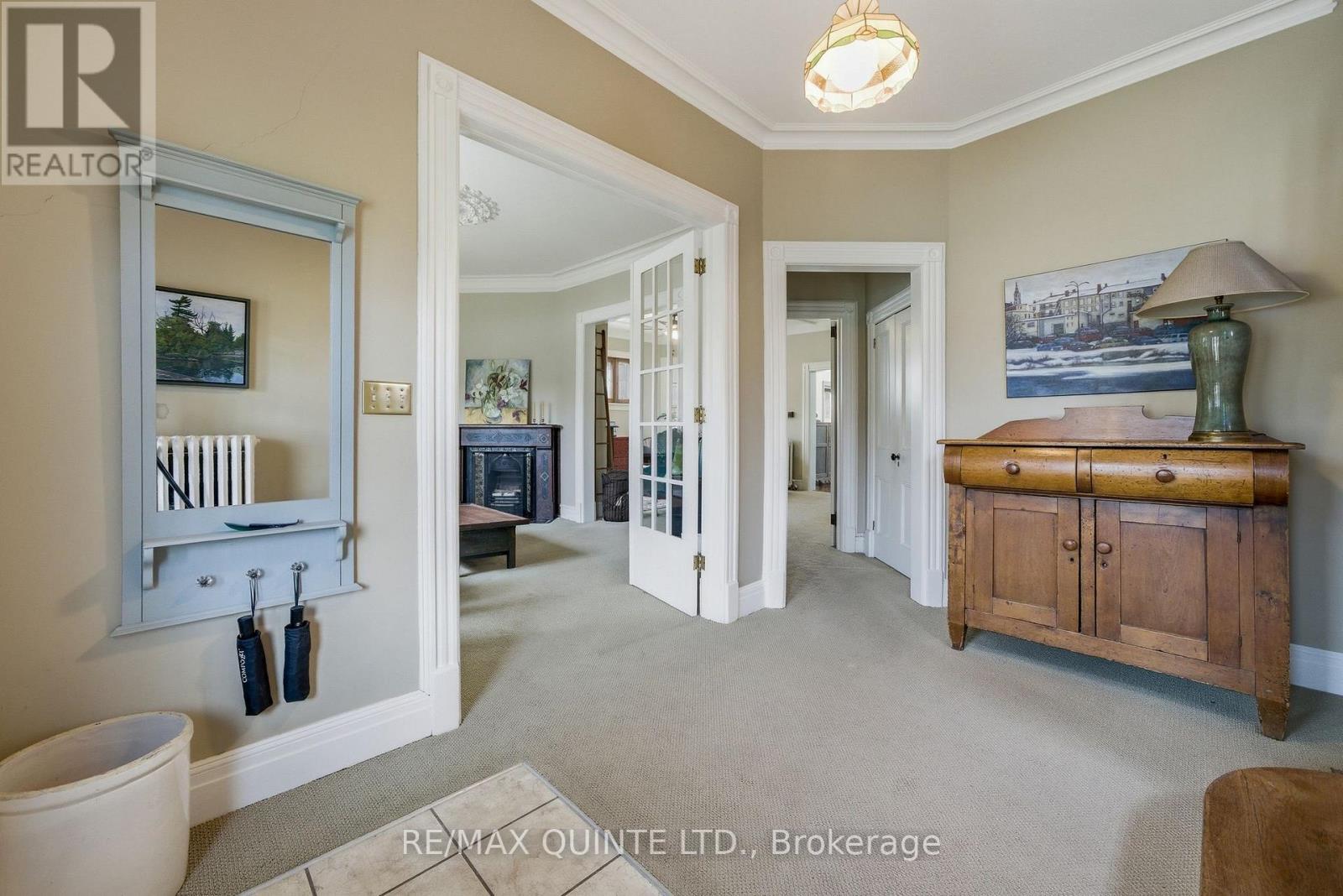 42 QUEEN STREET, Belleville (Belleville Ward), Ontario, K8N1T5 — Photo 4