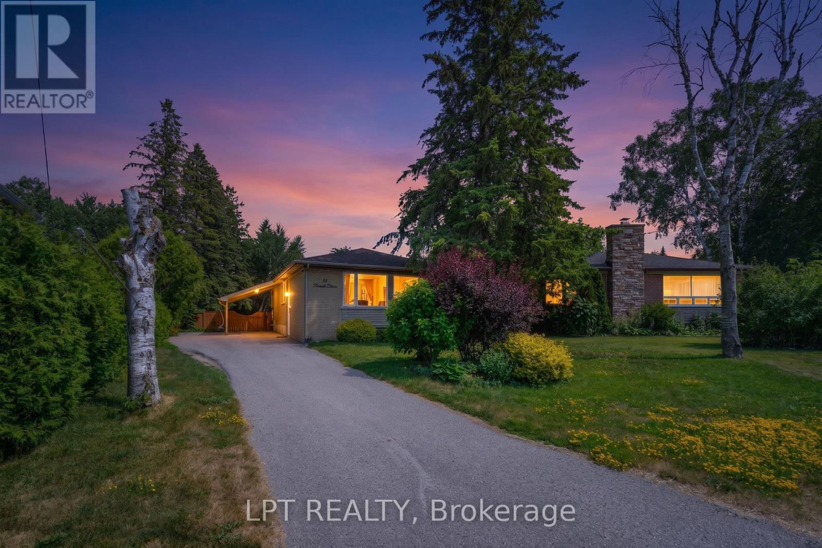 31 PATRICK DRIVE, Aurora (Aurora Highlands), Ontario, L4G2A6 — Photo 2