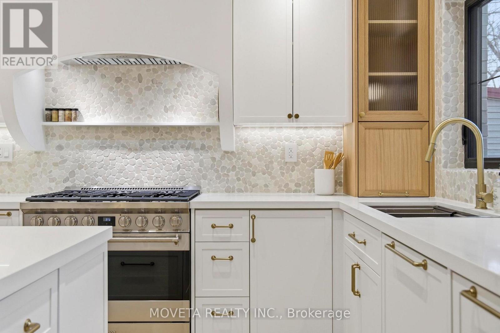 4 MAHONEY AVENUE, Toronto (Mount Dennis), Ontario, M6M2H4 — Photo 13