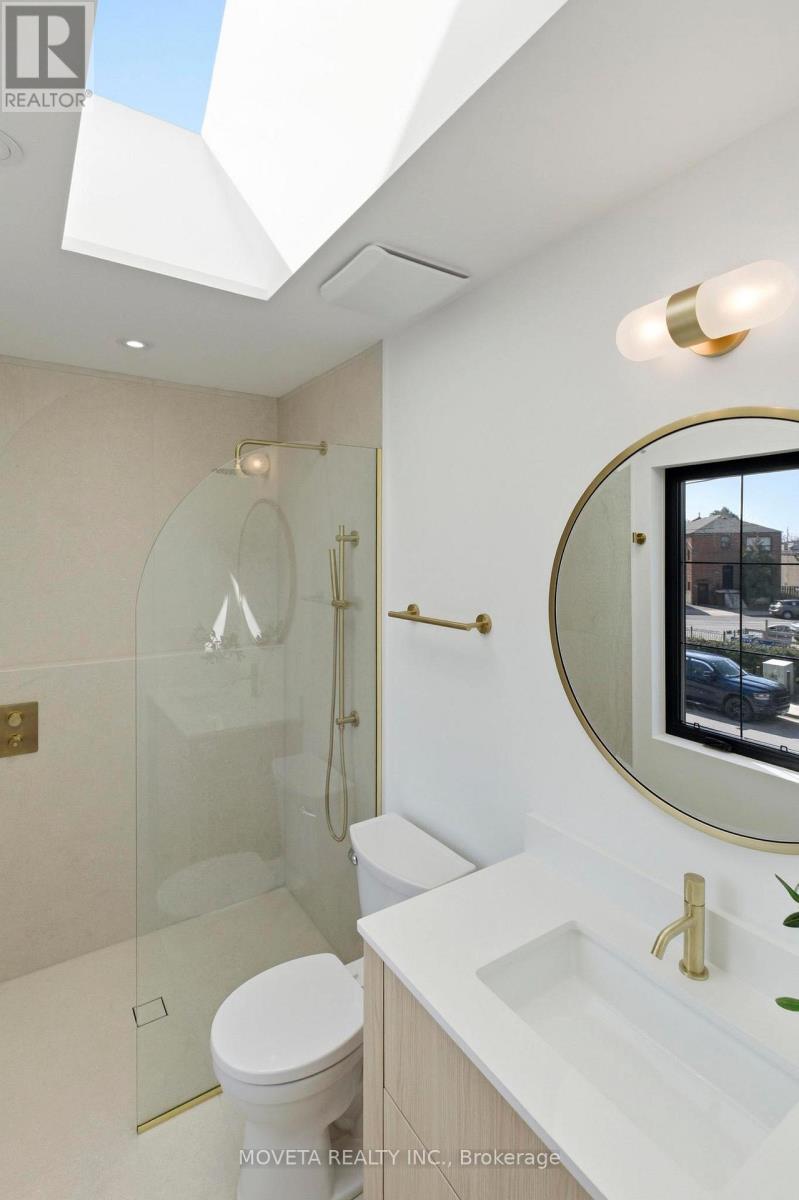 4 MAHONEY AVENUE, Toronto (Mount Dennis), Ontario, M6M2H4 — Photo 23