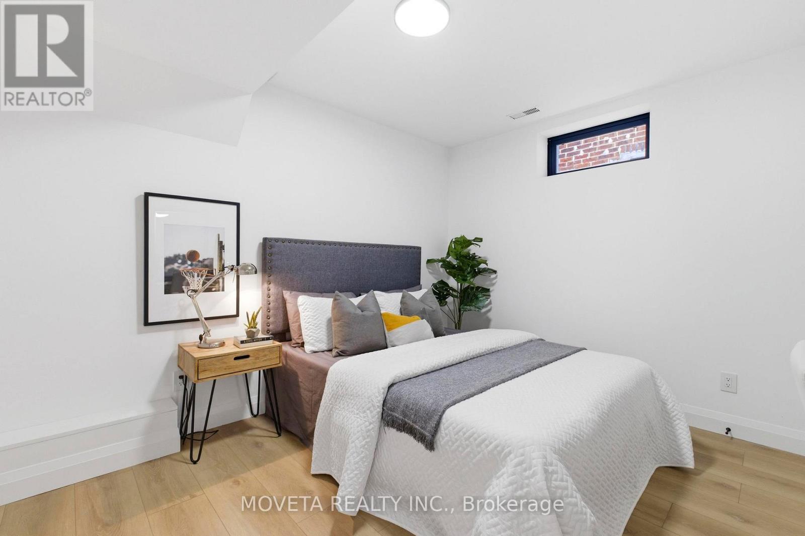 4 MAHONEY AVENUE, Toronto (Mount Dennis), Ontario, M6M2H4 — Photo 35