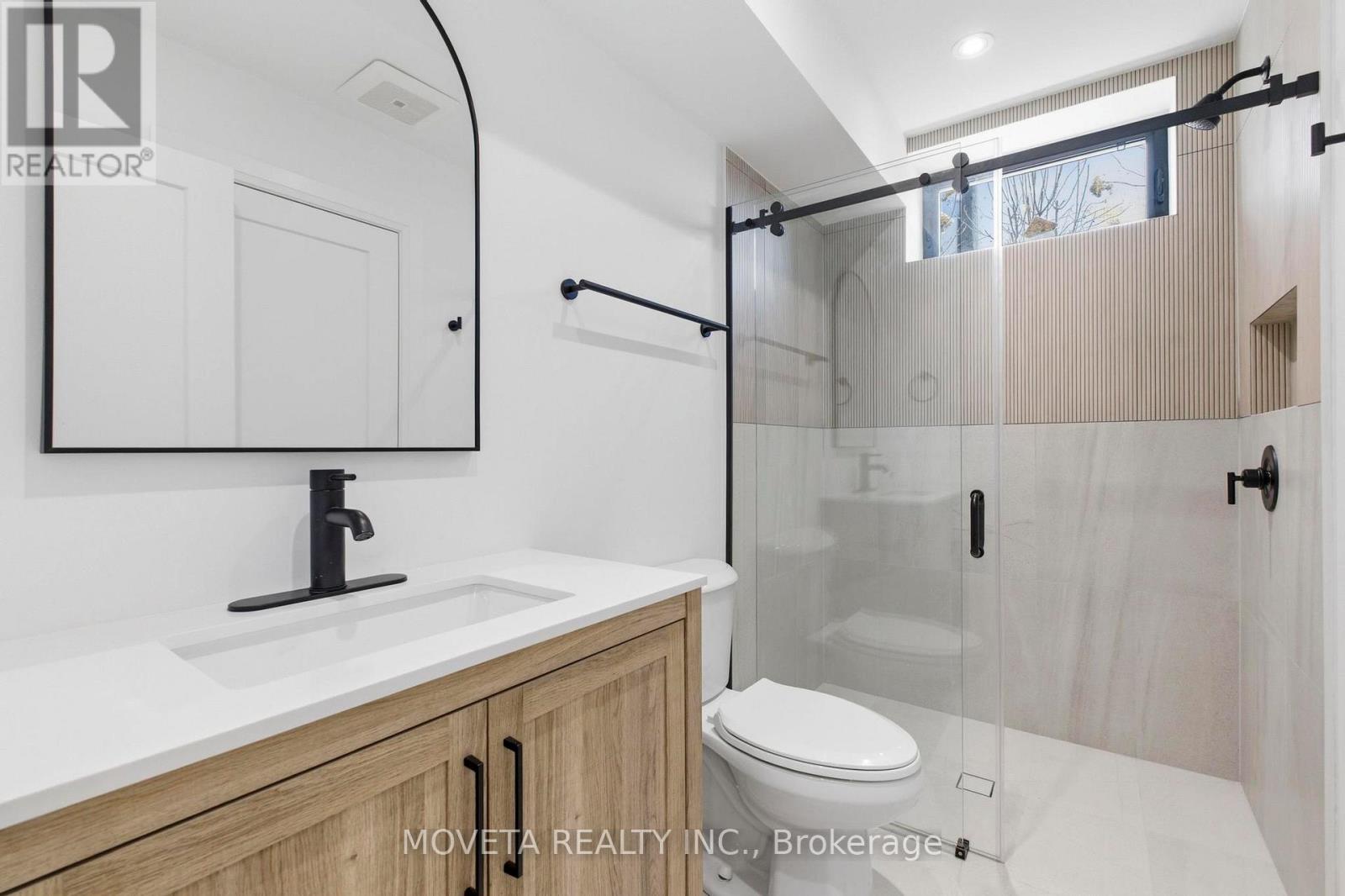 4 MAHONEY AVENUE, Toronto (Mount Dennis), Ontario, M6M2H4 — Photo 37