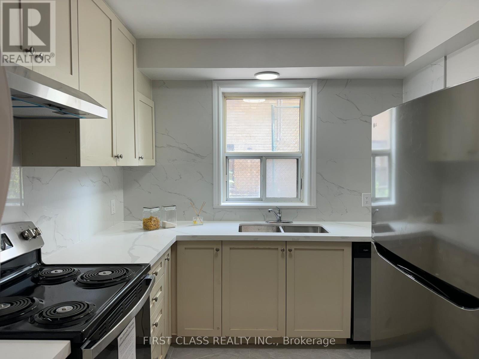 1 - 2910 KEELE STREET, Toronto (Downsview-Roding-CFB), Ontario, M3M2H1 — Photo 5