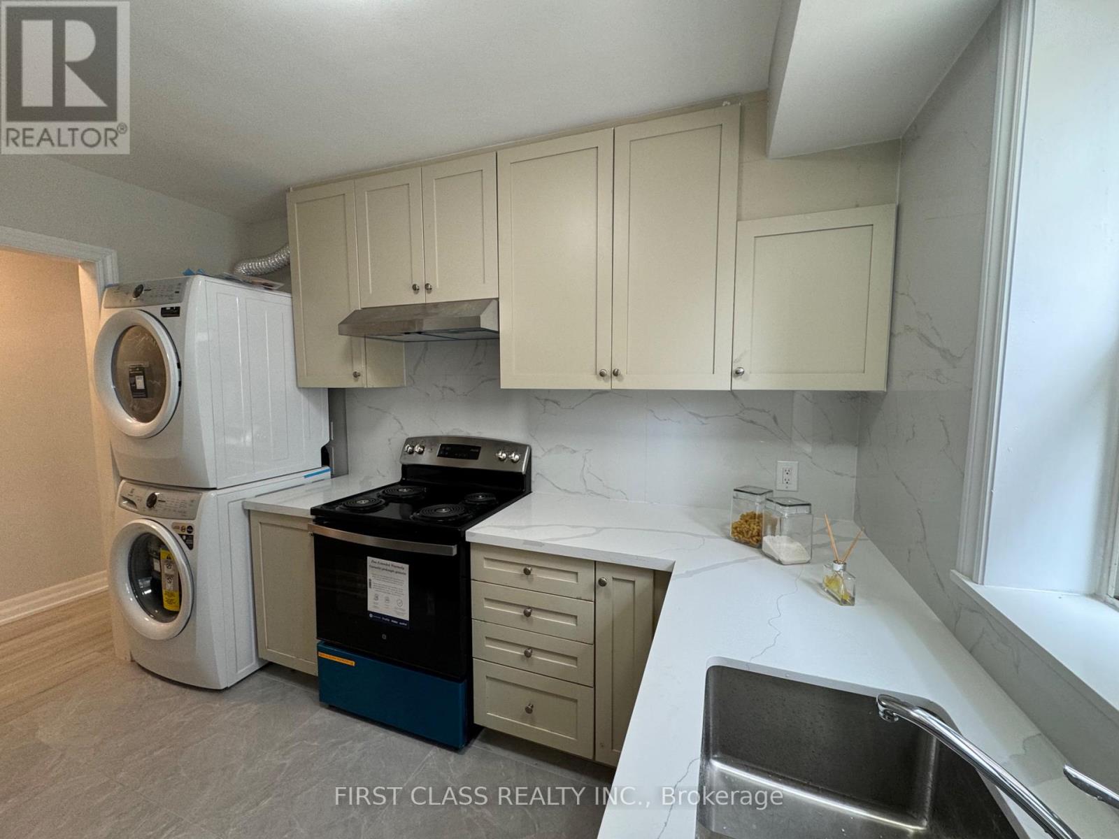 1 - 2910 KEELE STREET, Toronto (Downsview-Roding-CFB), Ontario, M3M2H1 — Photo 6