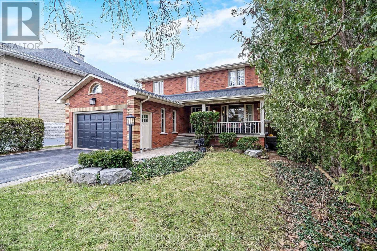 352 BROADWAY AVENUE, Milton (OM Old Milton), Ontario, L9T1T7 — Photo 3