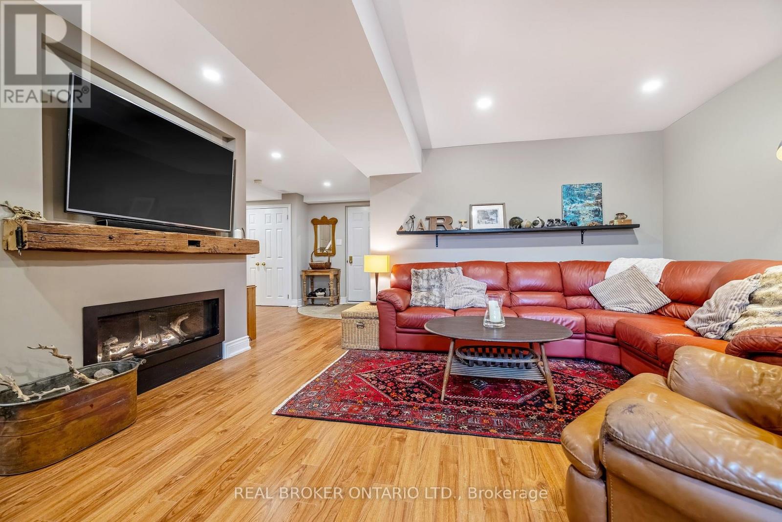 352 BROADWAY AVENUE, Milton (OM Old Milton), Ontario, L9T1T7 — Photo 32