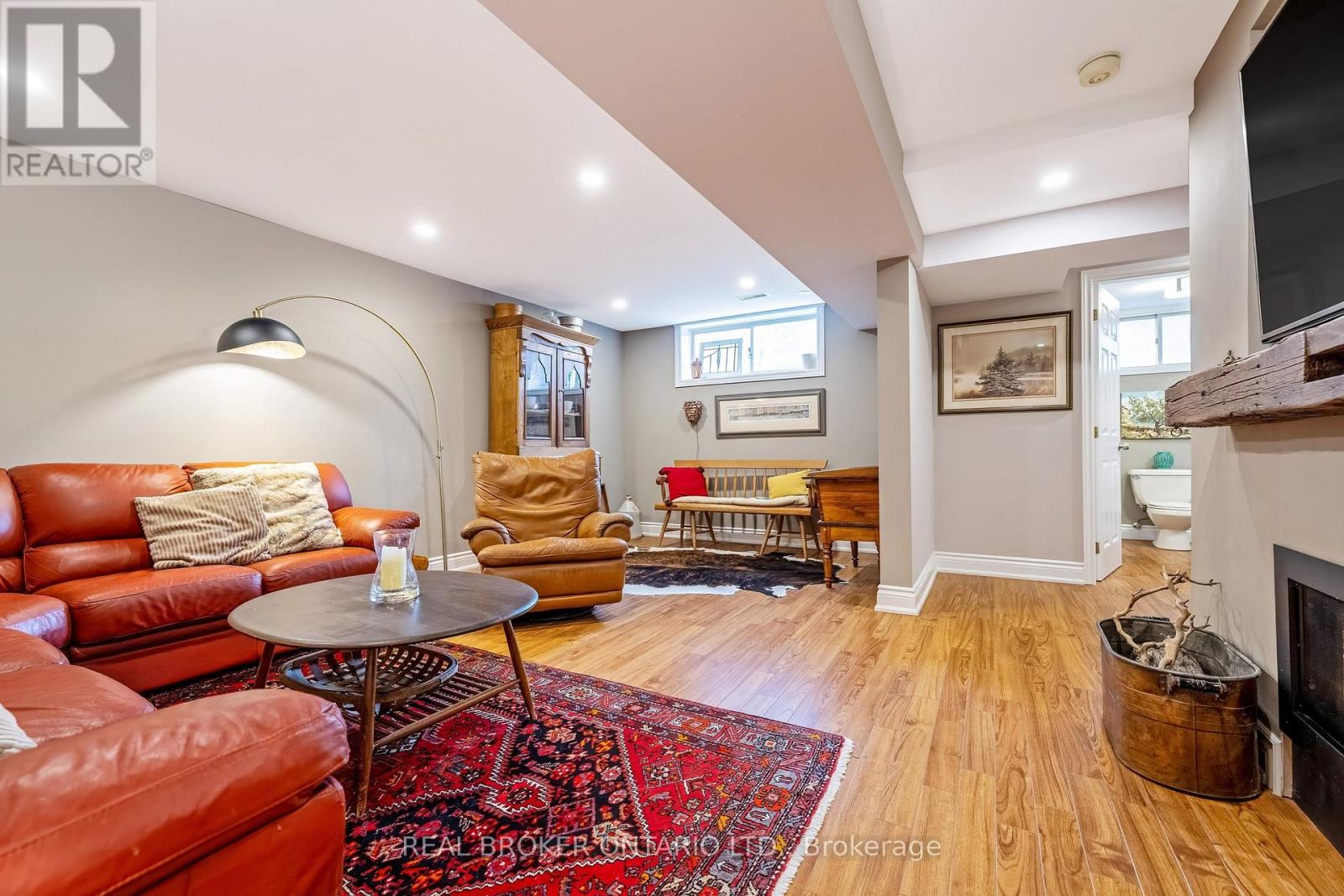 352 BROADWAY AVENUE, Milton (OM Old Milton), Ontario, L9T1T7 — Photo 33