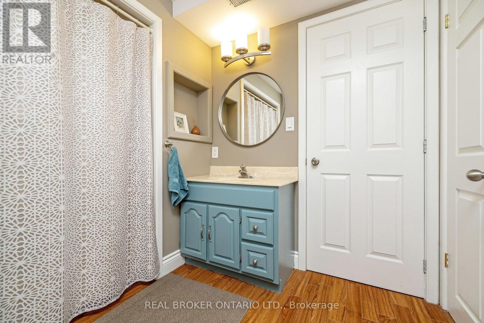 352 BROADWAY AVENUE, Milton (OM Old Milton), Ontario, L9T1T7 — Photo 34