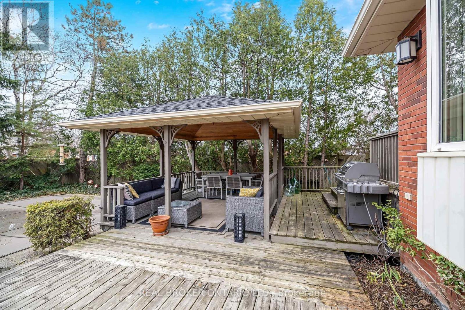 352 BROADWAY AVENUE, Milton (OM Old Milton), Ontario, L9T1T7 — Photo 44