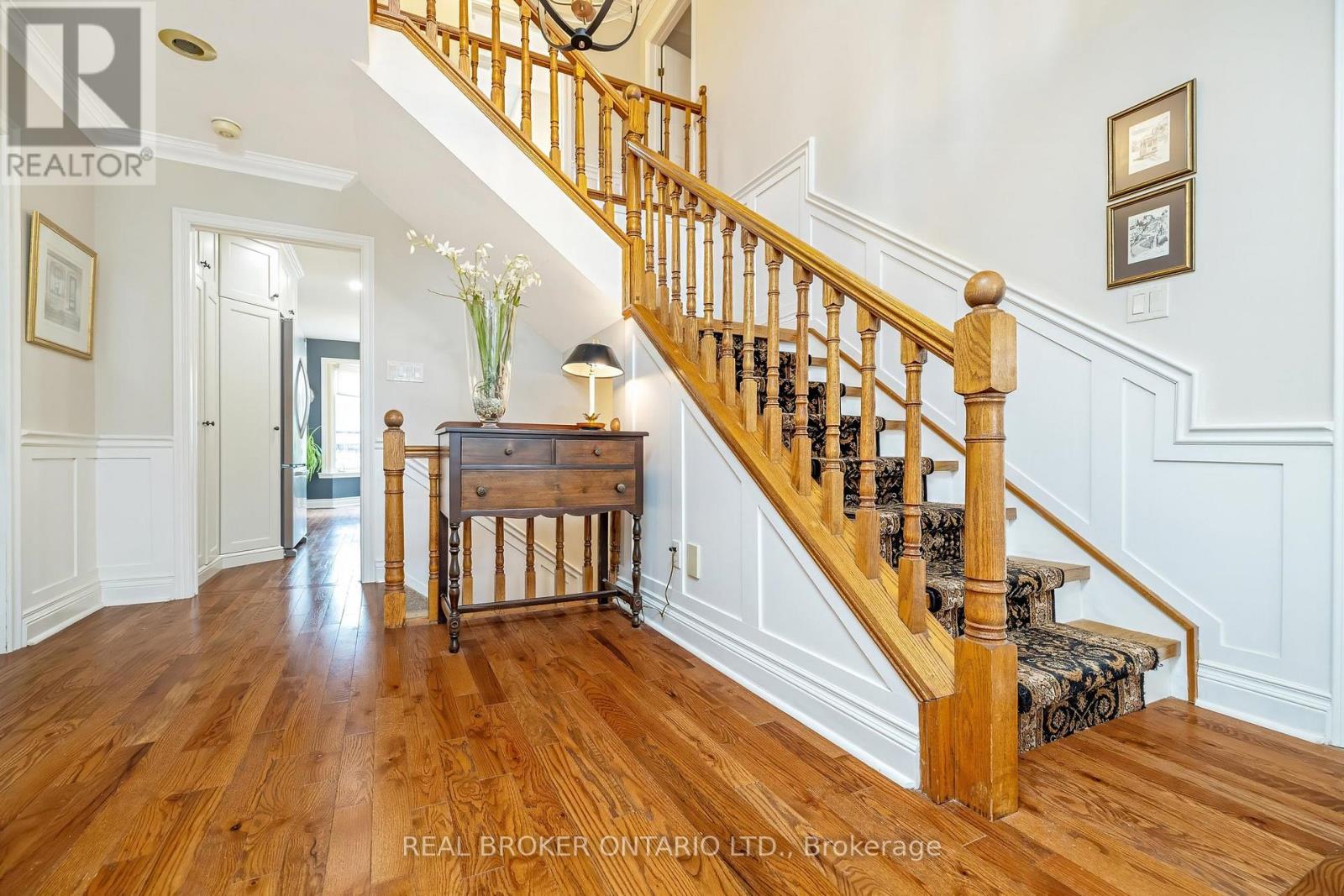 352 BROADWAY AVENUE, Milton (OM Old Milton), Ontario, L9T1T7 — Photo 6