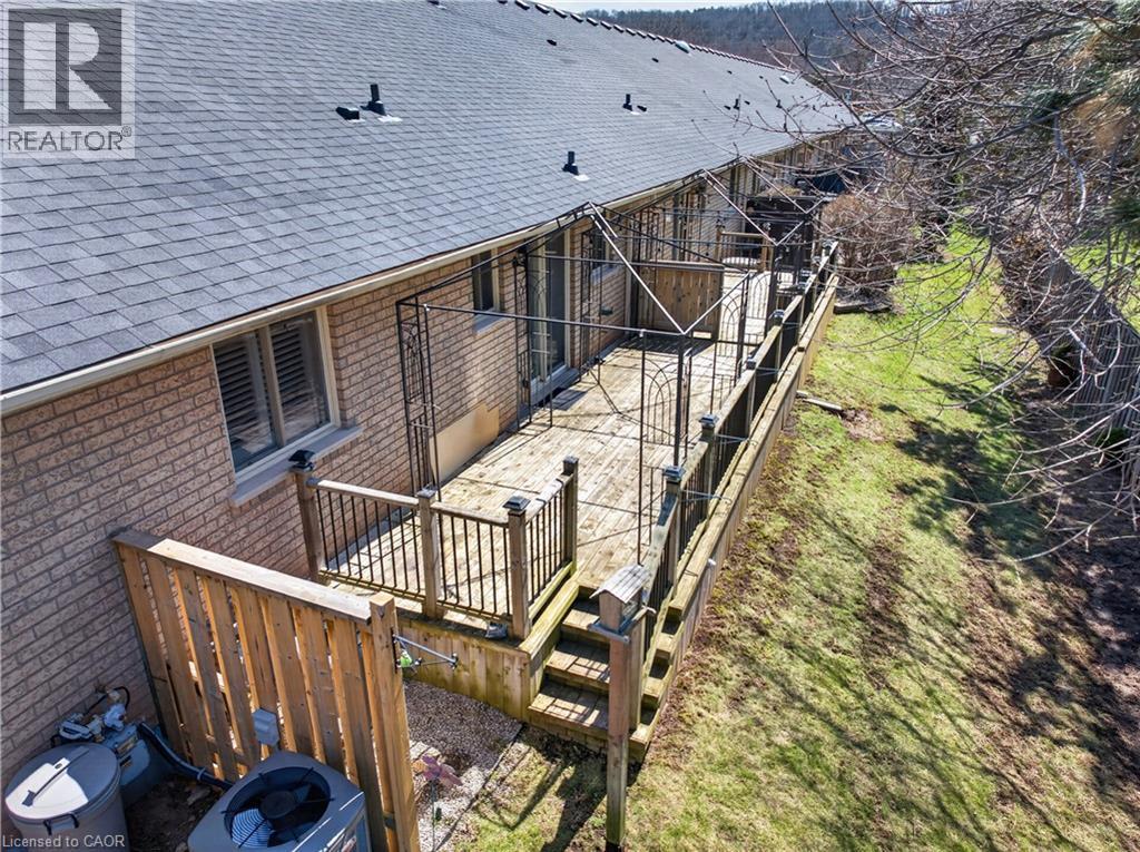 165 MAIN Street E Unit# 13, Grimsby, Ontario, L3M1P2 — Photo 13