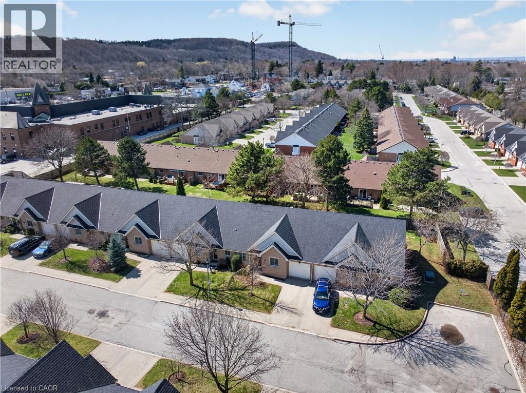 165 MAIN Street E Unit# 13, Grimsby, Ontario, L3M1P2 — Photo 14
