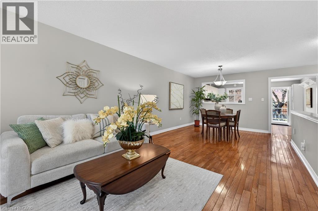 165 MAIN Street E Unit# 13, Grimsby, Ontario, L3M1P2 — Photo 2