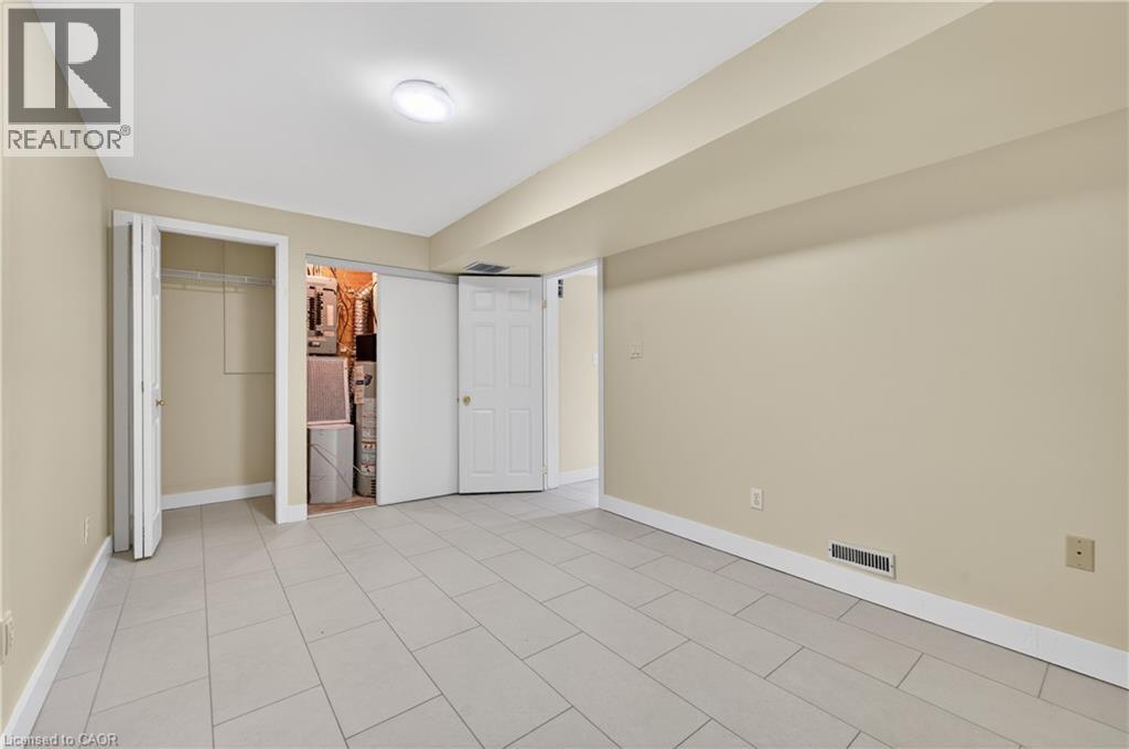 165 MAIN Street E Unit# 13, Grimsby, Ontario, L3M1P2 — Photo 32