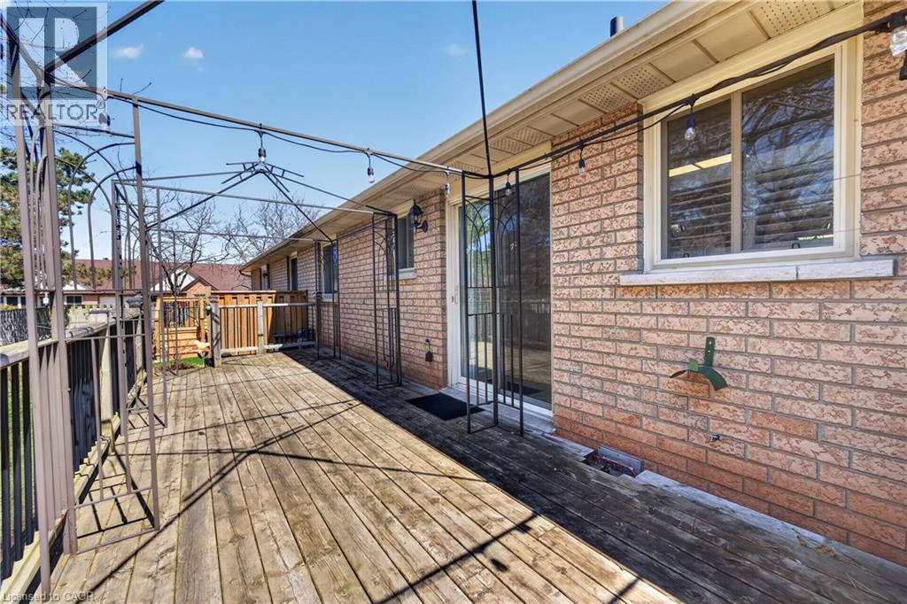 165 MAIN Street E Unit# 13, Grimsby, Ontario, L3M1P2 — Photo 33