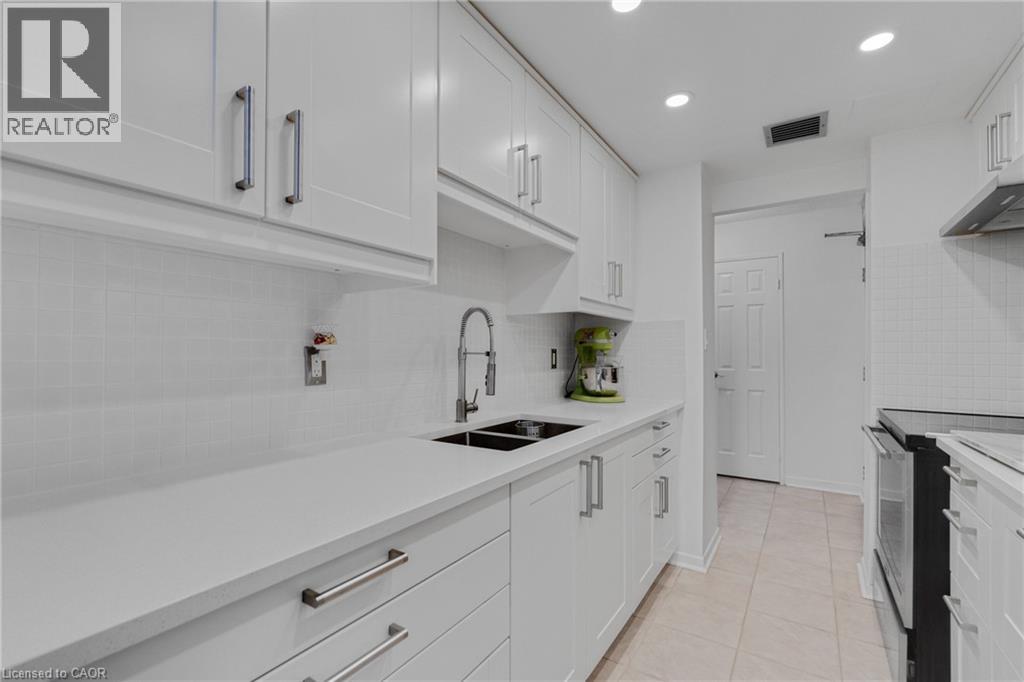 120 DUKE Street Unit# 504, Hamilton, Ontario, L8P4T1 — Photo 26