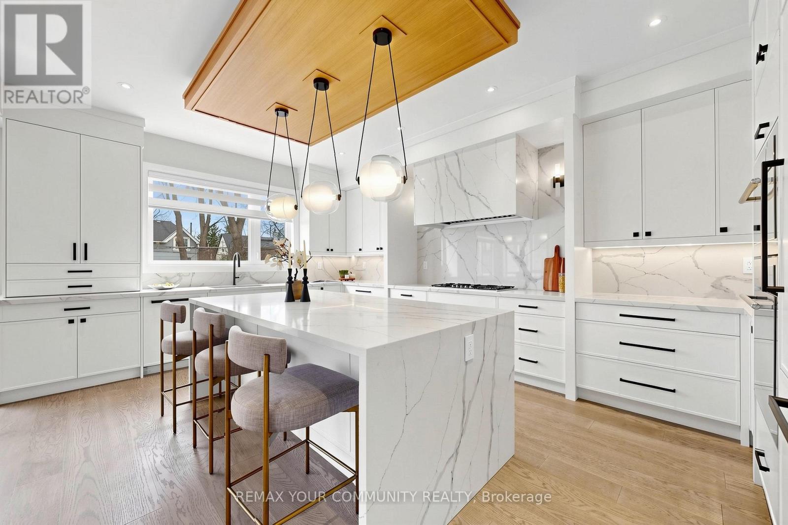 97 RANEE AVENUE, Toronto (Englemount-Lawrence), Ontario, M6A1N1 — Photo 13