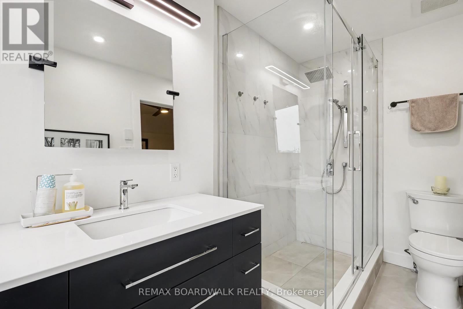 295 MEILLEUR PRIVATE, Ottawa, Ontario, K1L0A2 — Photo 10