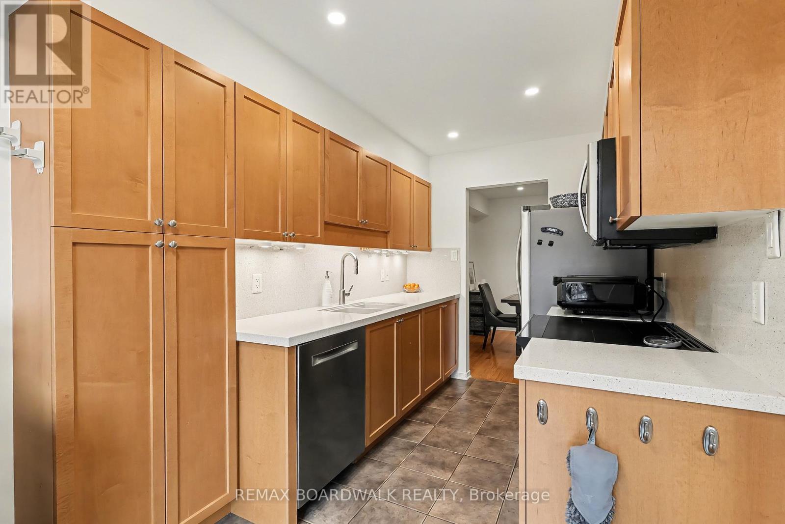 295 MEILLEUR PRIVATE, Ottawa, Ontario, K1L0A2 — Photo 22