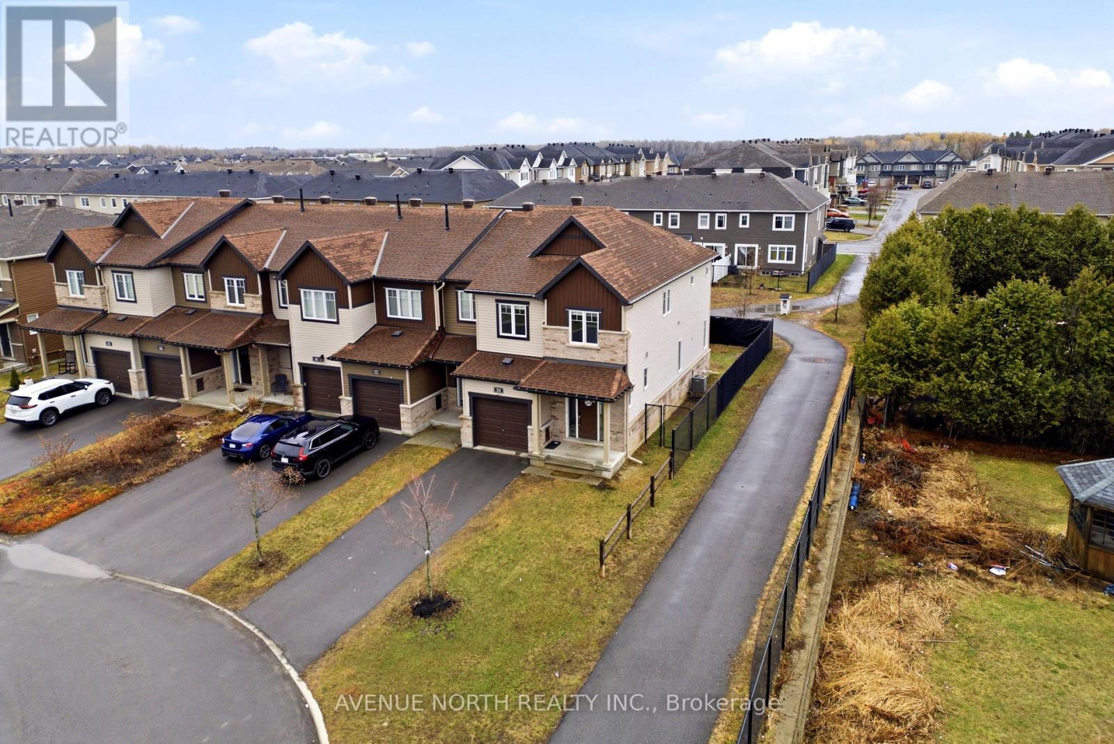 94 GARDENPOST TERRACE, Ottawa, Ontario, K4A5H2 — Photo 3