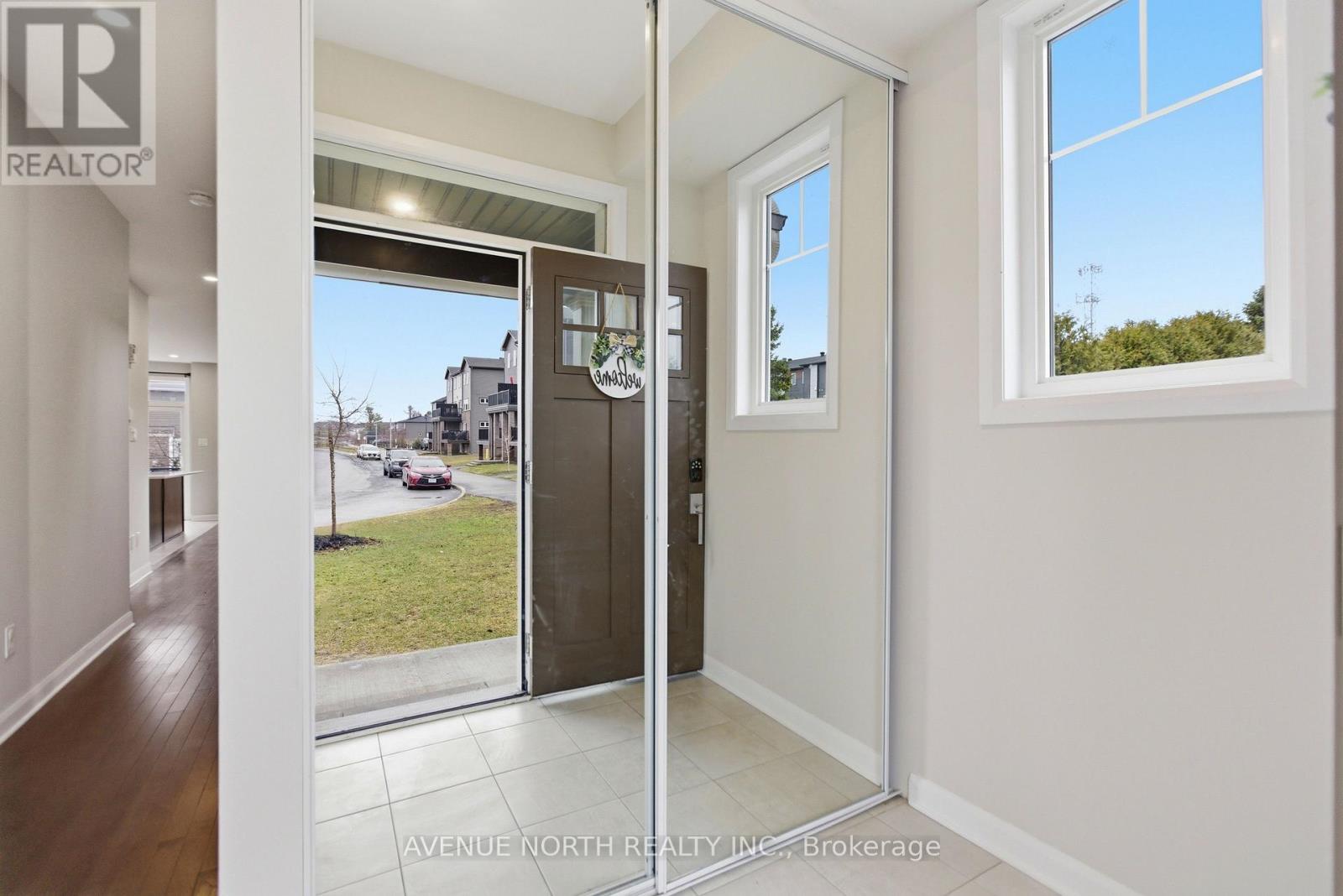 94 GARDENPOST TERRACE, Ottawa, Ontario, K4A5H2 — Photo 4