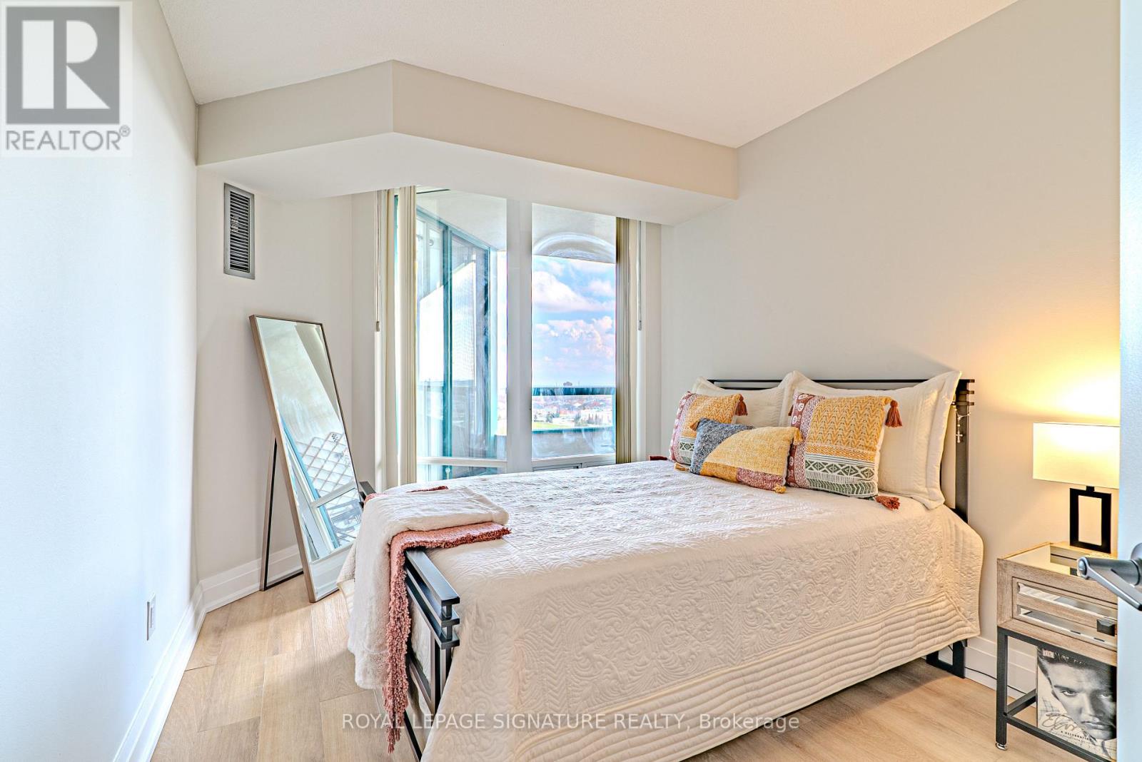 1206 - 550 WEBB DRIVE, Mississauga (City Centre), Ontario, L5B3Y4 — Photo 13