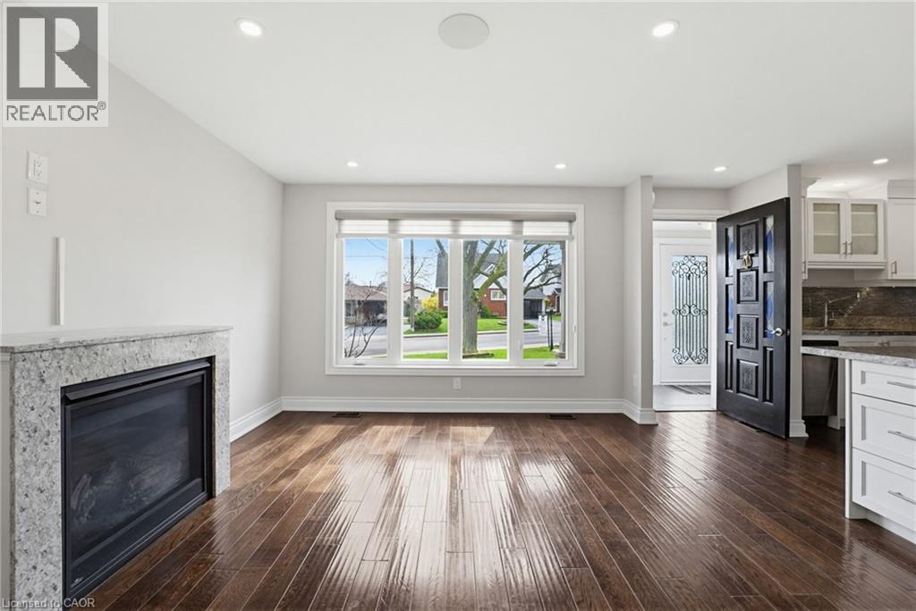 157 HOOVER Crescent, Hamilton, Ontario, L9A3H2 — Photo 11